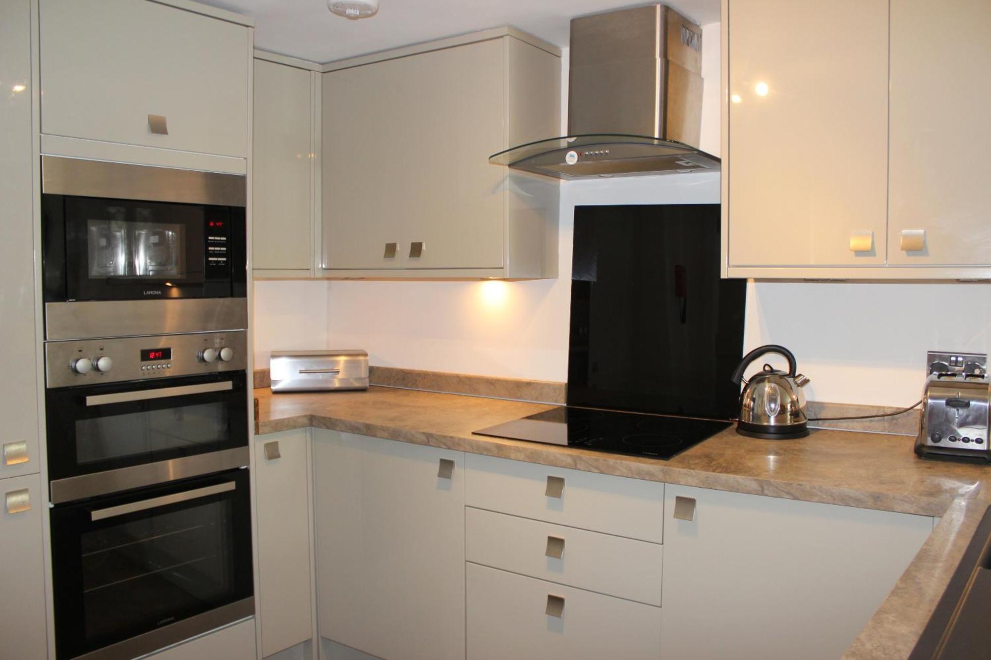 Merchants Rise Apartment *